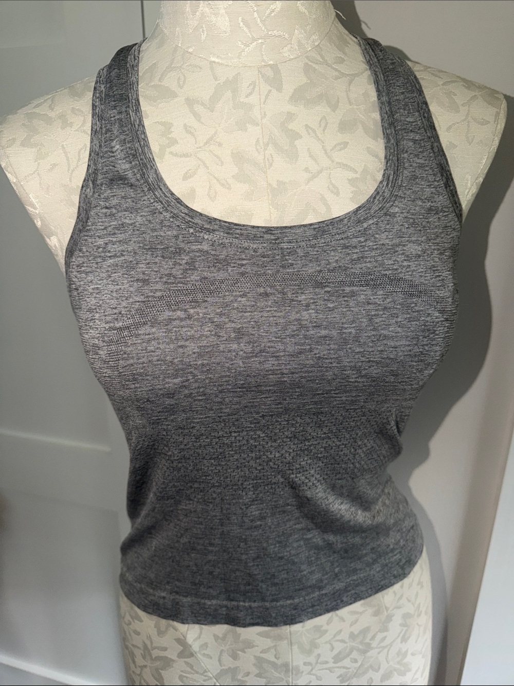 lululemon athletica Gray Seamless Racerback Tank Swiftly